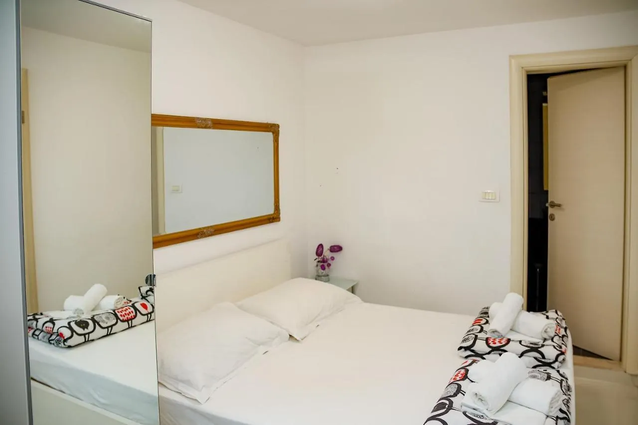 Hôtel Studio Apartman à Split Maison d'hôtes